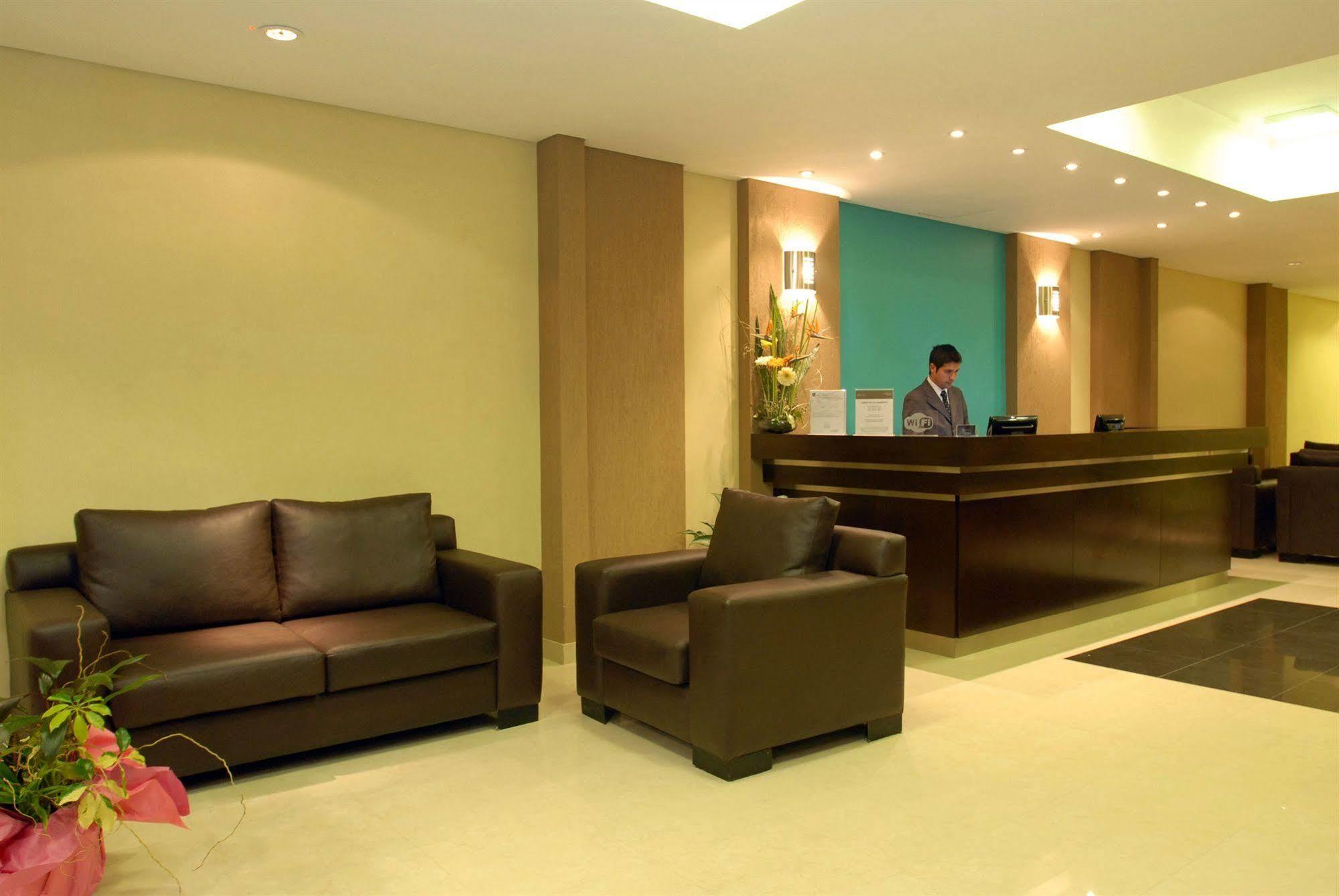 Viasui Hotel 3*